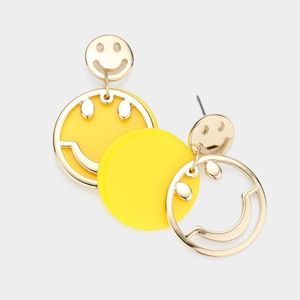 Yellow Gold Smiley Face Dangle Earrings Layered Round Happy Cute Fun Fashion 046